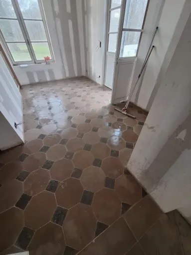 Pose de pierre naturelle dans un pavillon de maître à Compiègne, Compiègne, LCDT La Coopérative des Travaux