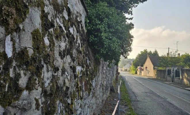 Réparation du mur de clôture du château de Lévignen, Compiègne, LCDT La Coopérative des Travaux