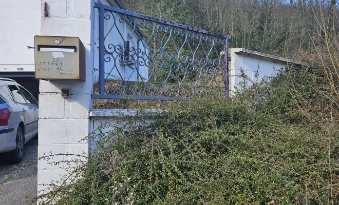 Création d'une clôture et pose de portail en aluminium motorisé à Berneuil-sur-Aine, Compiègne, LCDT La Coopérative des Travaux