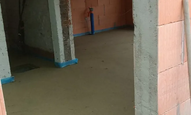 Réalisation d'une chape ciment sur un agrandissement à Compiègne, Compiègne, LCDT La Coopérative des Travaux