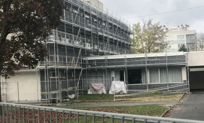 Isolation thermique extérieure de l'école maternelle Jean Moulin à Soissons, Compiègne, LCDT La Coopérative des Travaux