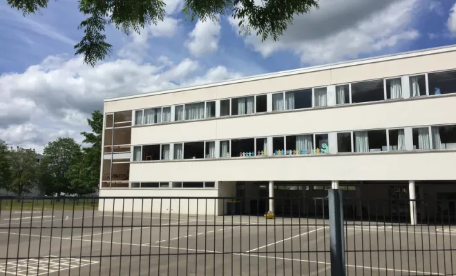 Isolation thermique extérieure de l'école maternelle Jean Moulin à Soissons, Compiègne, LCDT La Coopérative des Travaux