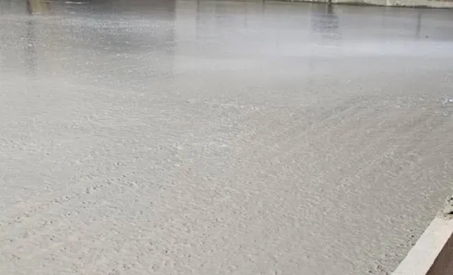 Réalisation de plancher de béton dans structure existante, Compiègne, LCDT La Coopérative des Travaux