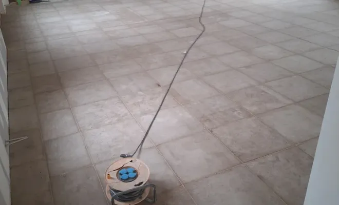 Réalisation des joints sur de la pierre naturelle dans une maison de Maître à Compiègne, Compiègne, LCDT La Coopérative des Travaux